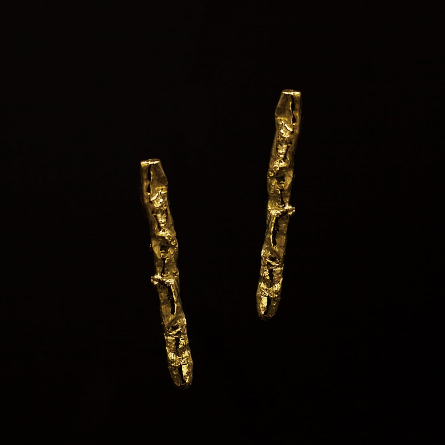 INCHATO GOLD MAXI EARRINGS