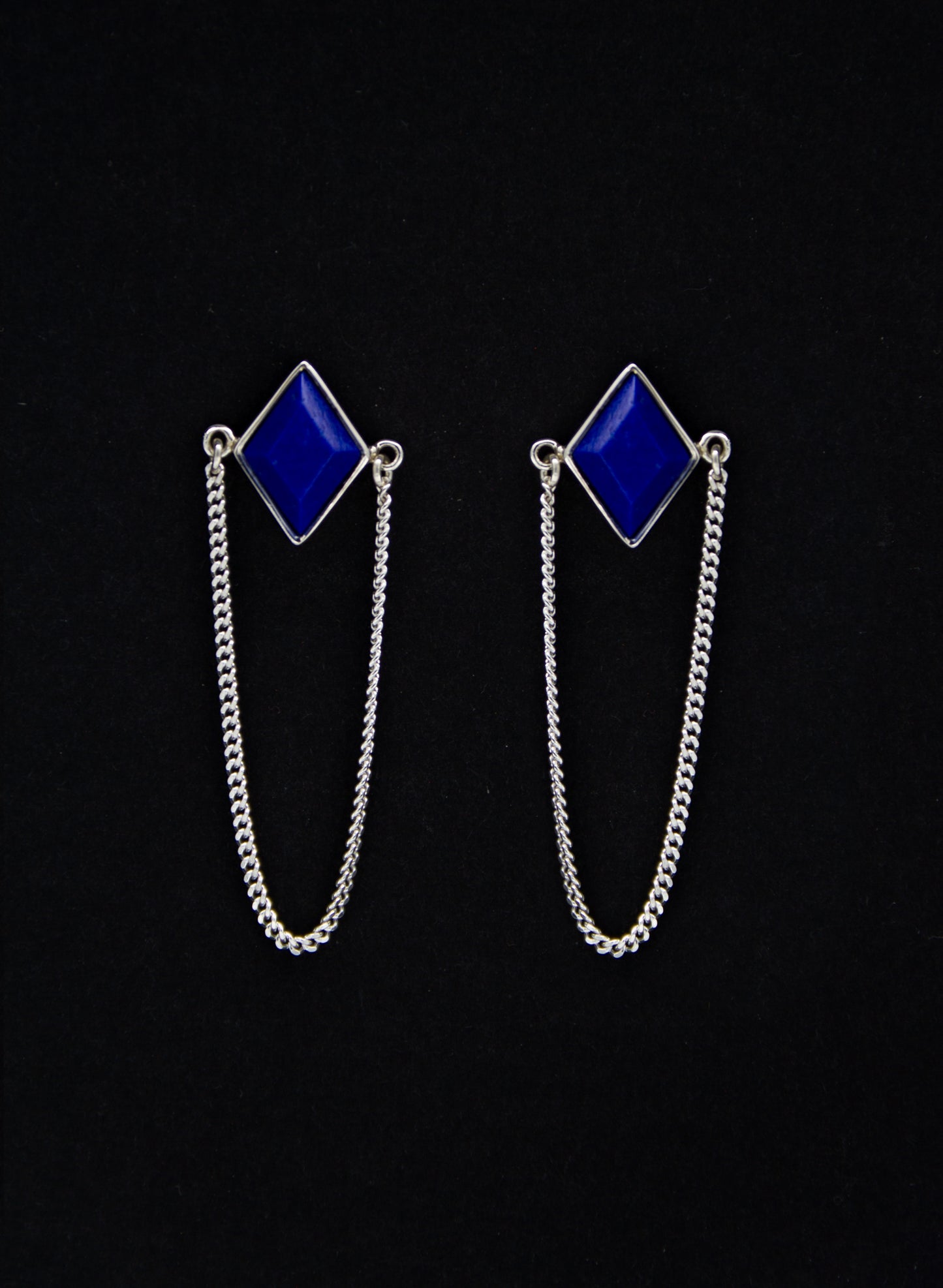 PUYTU EARRINGS LAPIS LAZULI